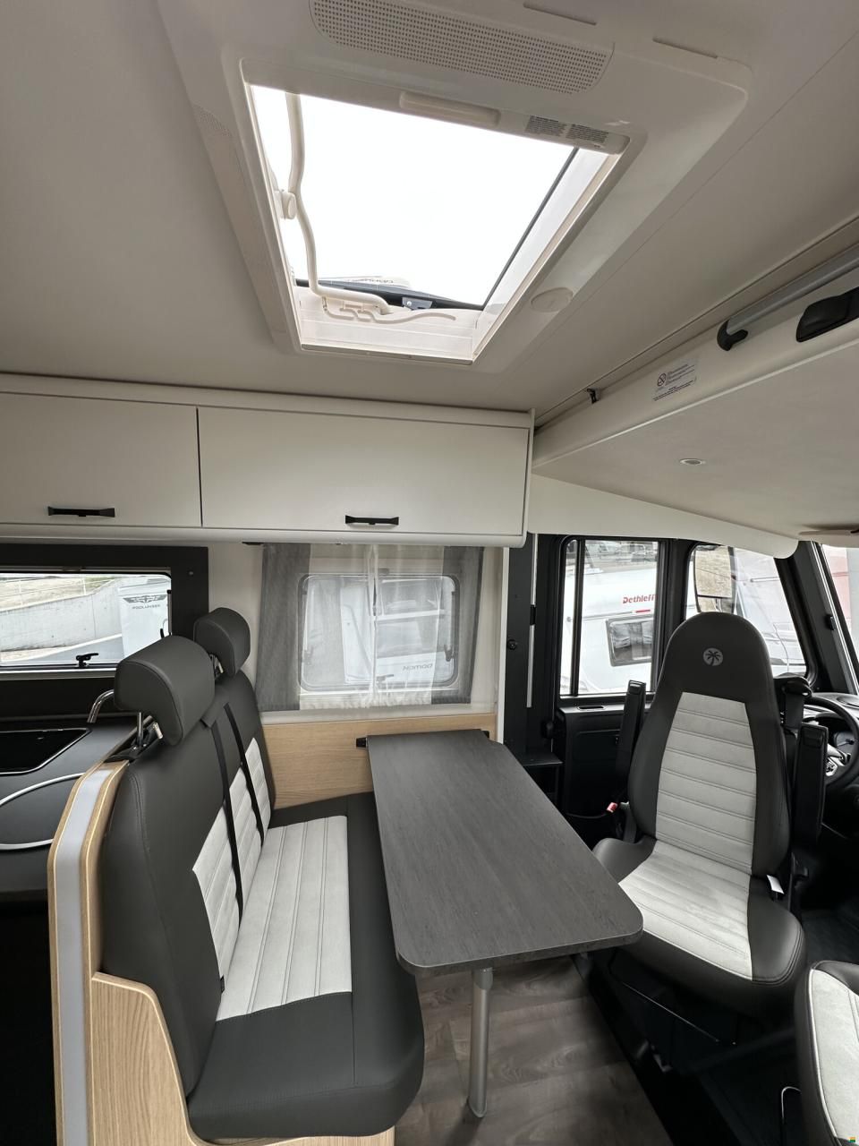 Sunlight Adventure I 67S