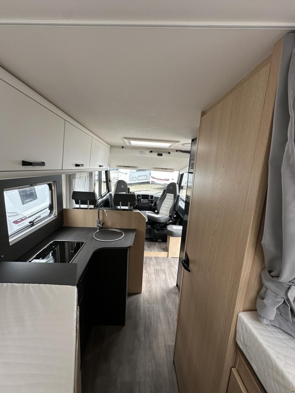 Sunlight Adventure I 67S