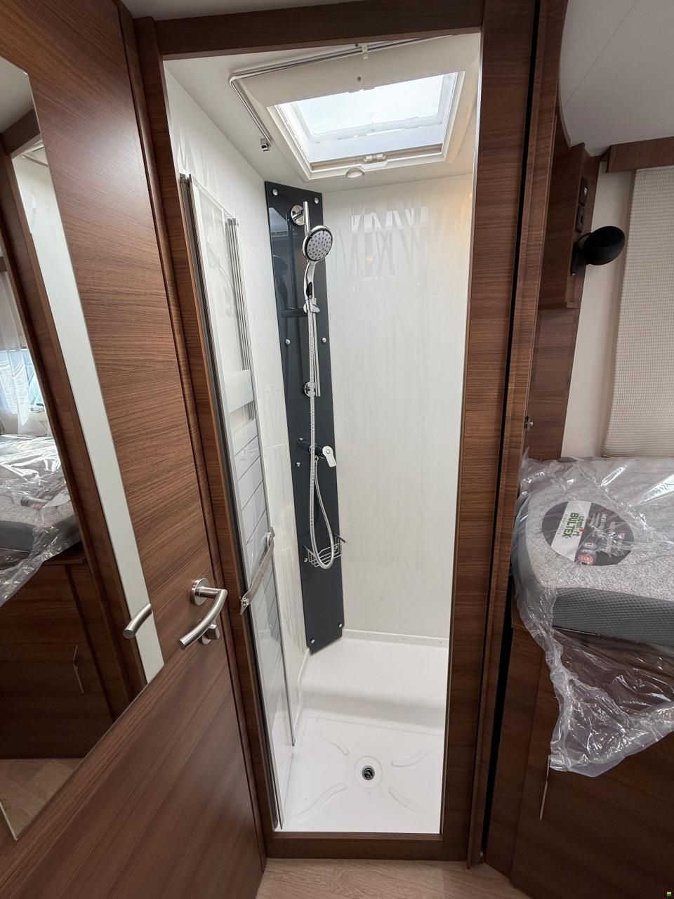 Rapido Serie 6 666 F