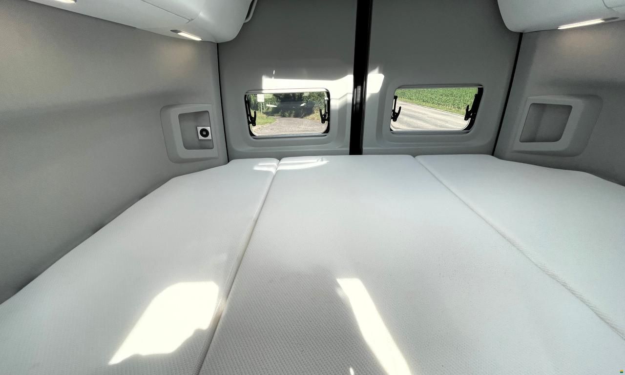 Volkswagen Grand California 600