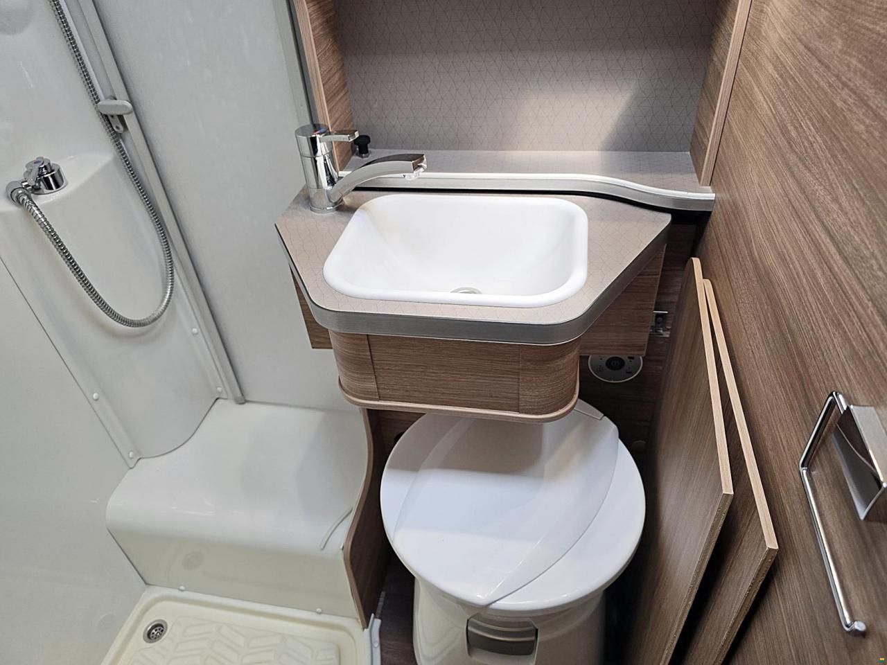 Weinsberg CARACOMPACT 600 MEG PEPPER EDITION 2.2