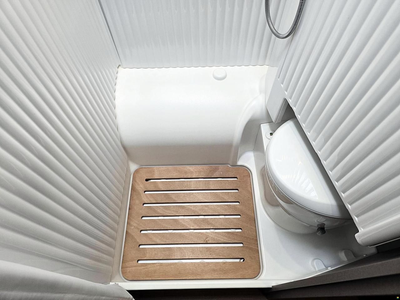 Etrusco V 5900 DB 2.3 MJ