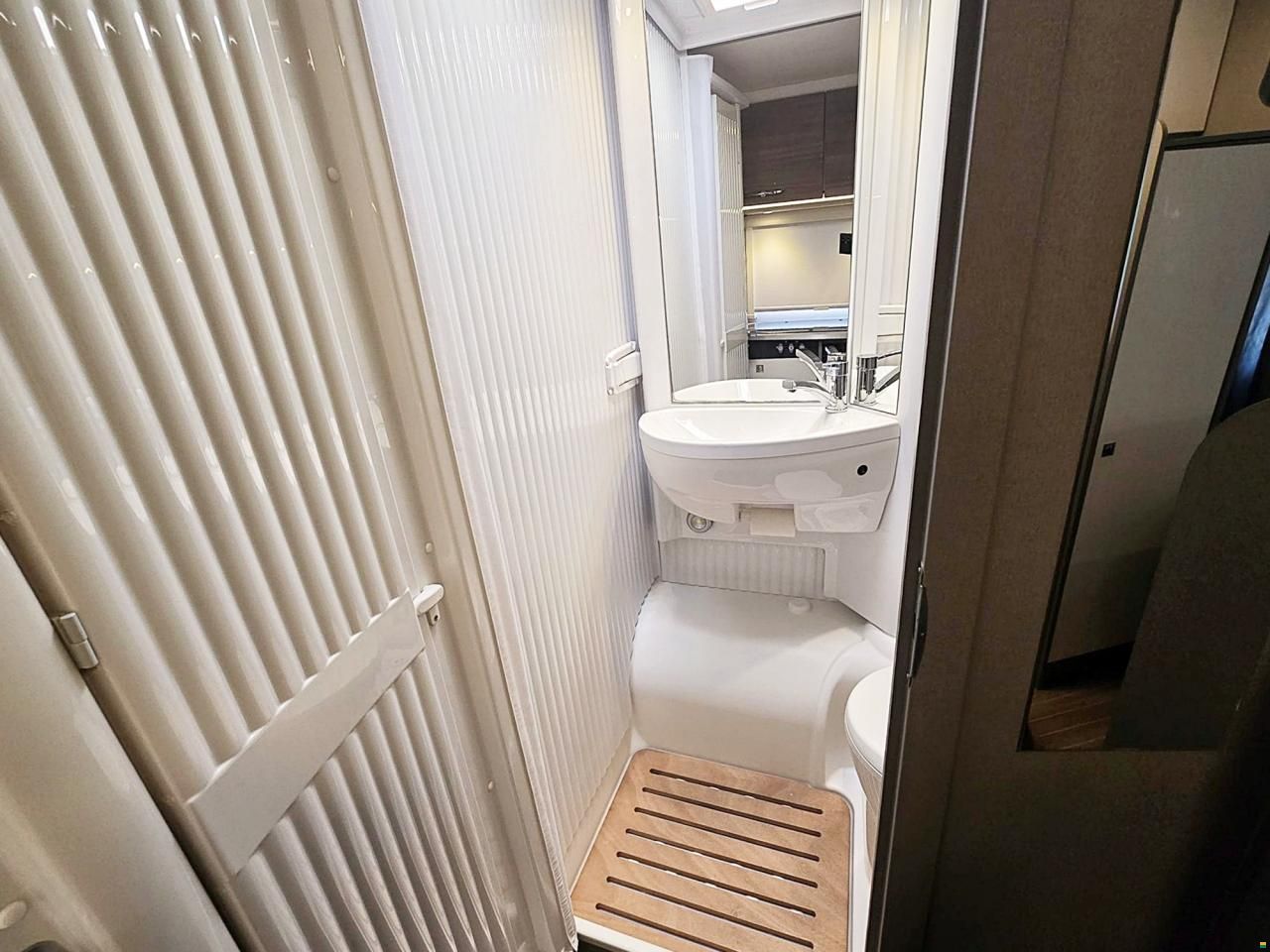 Etrusco V 5900 DB 2.3 MJ