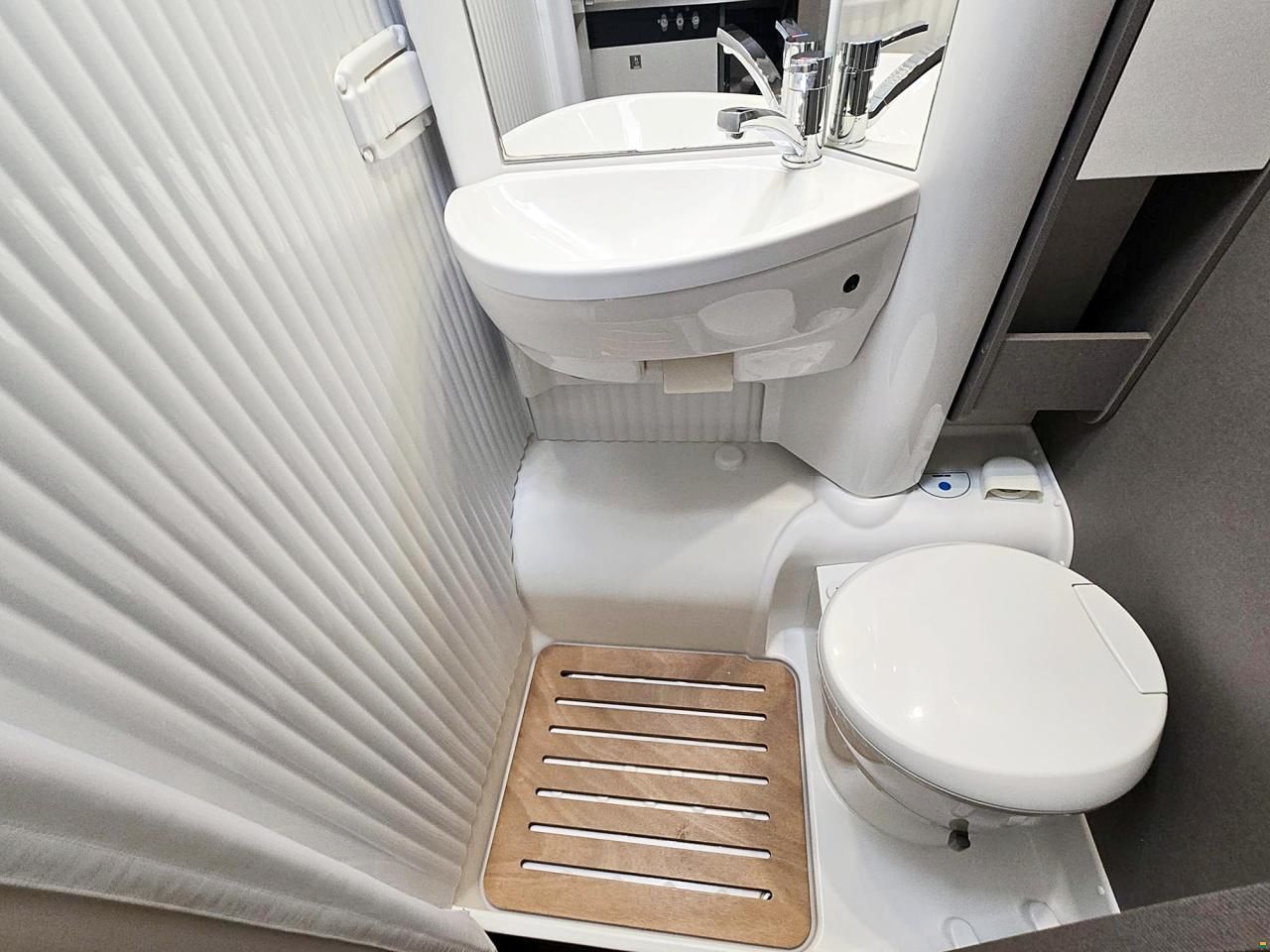 Etrusco V 5900 DB 2.3 MJ