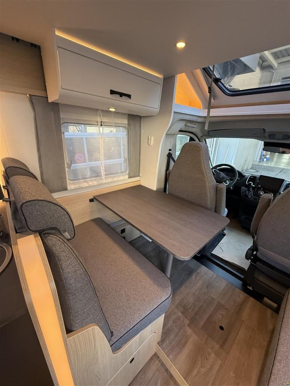 Sunlight Adventure T 67