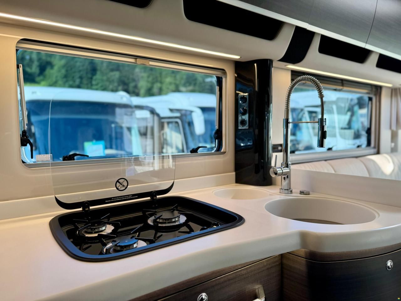 Concorde Charisma 910 LI