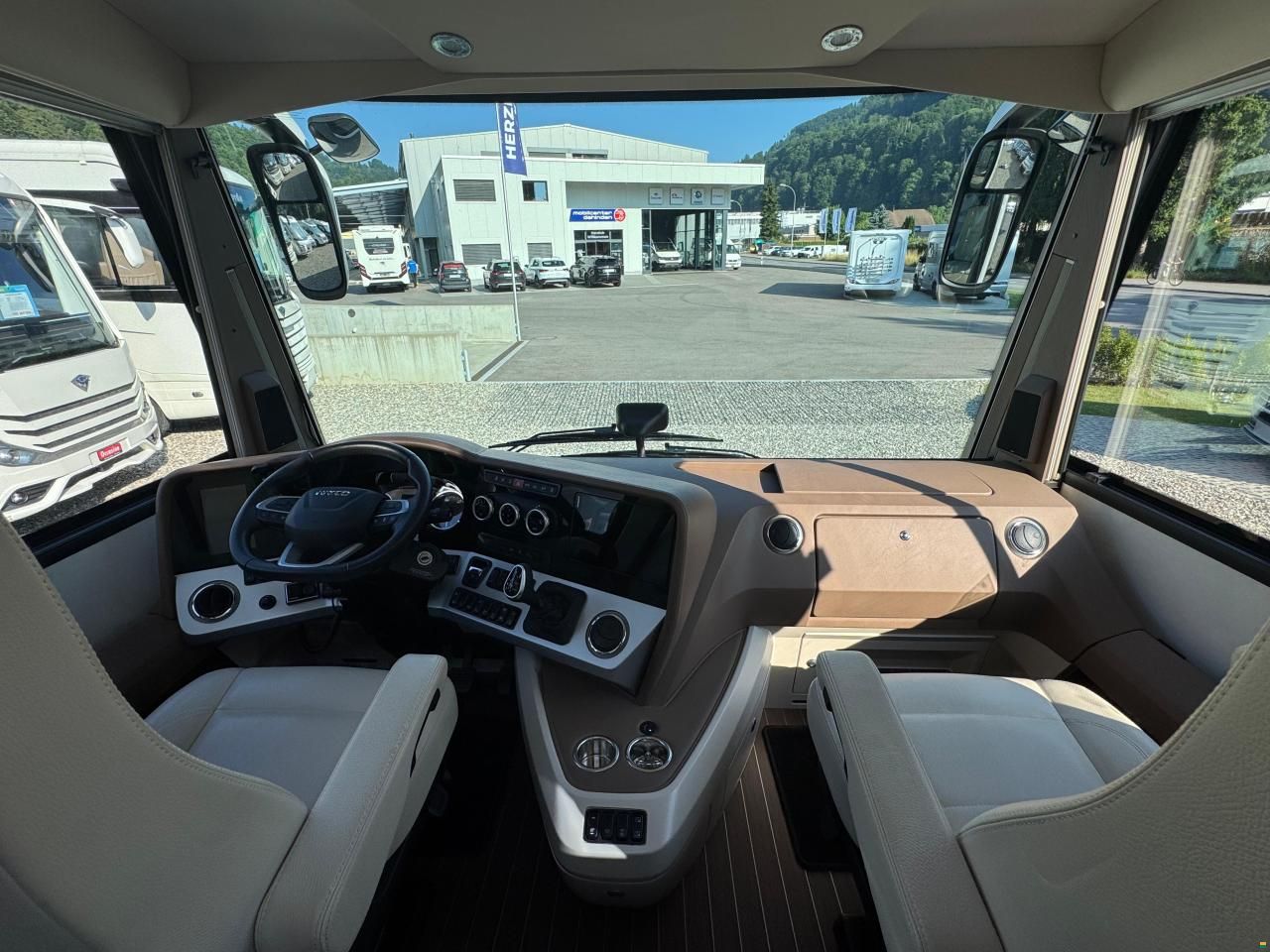 Concorde Charisma 910 LI