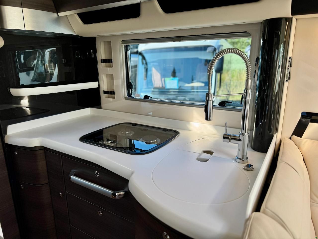 Concorde Charisma 910 LI