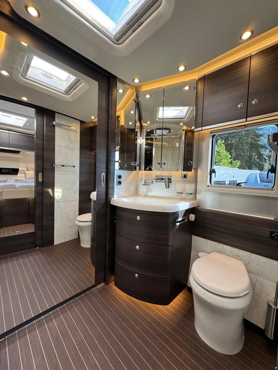 Concorde Charisma 910 LI