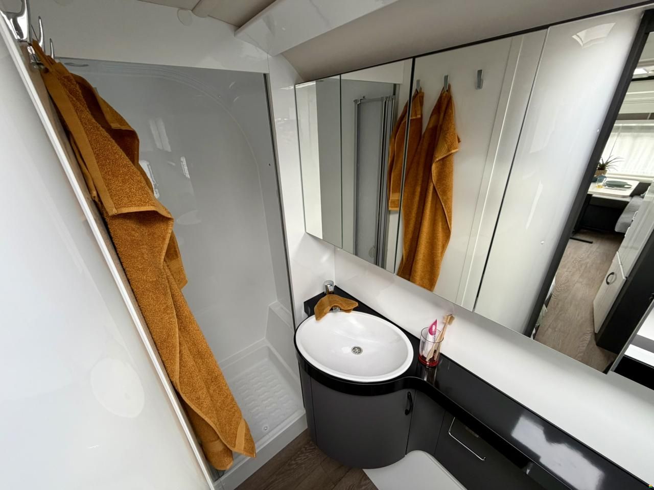 Hobby 495 WFB EXCELLENT