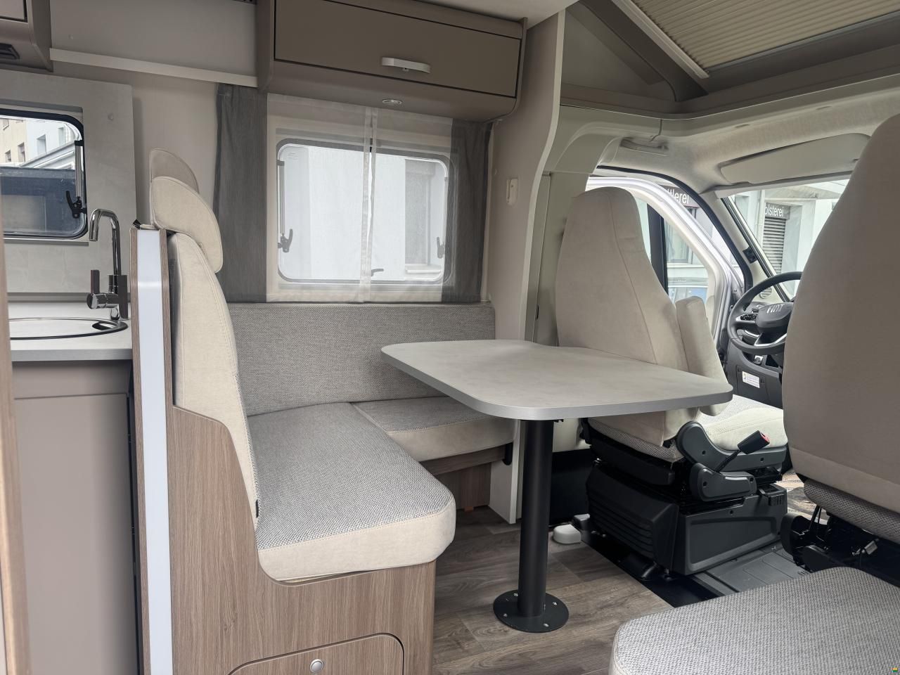 Carado T447 pro+ Automat 180PS