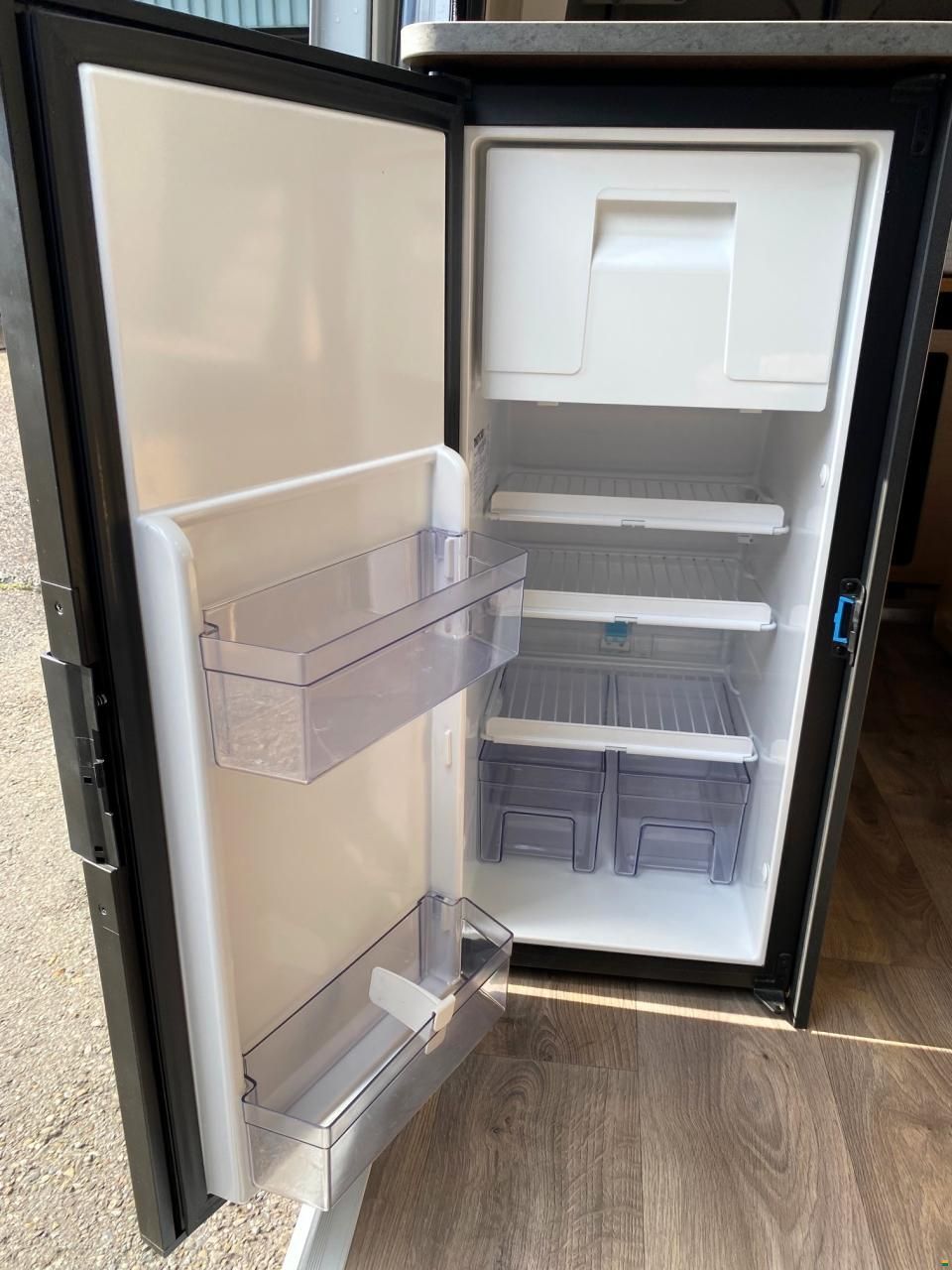 Sunlight Cliff 640 Advent. Edition 9-Gang Automat