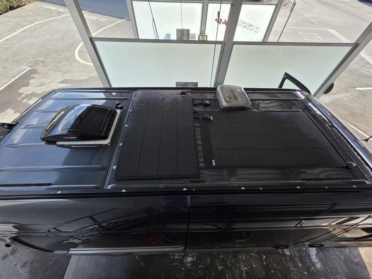 Innova Roadtrip 595L; Sprinter 4x4