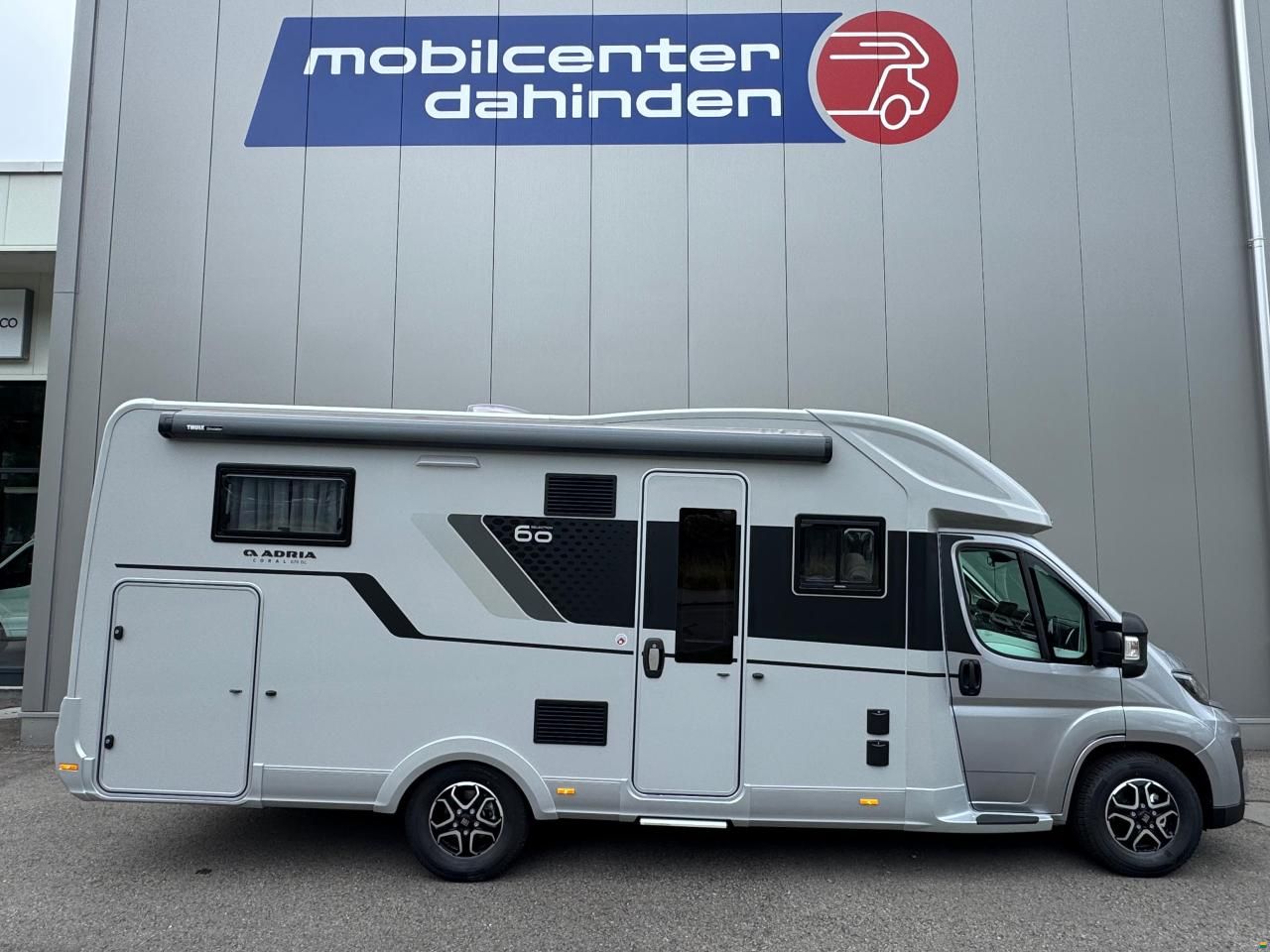 Adria Coral 670 DL 60 Years Selection Deluxe