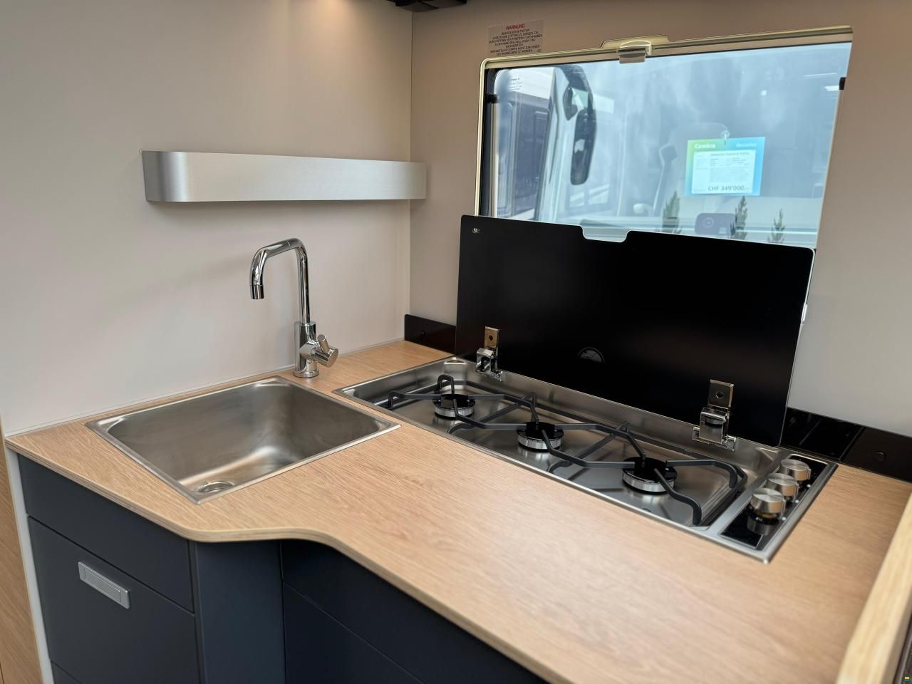 Adria Coral 670 DL 60 Years Selection Deluxe