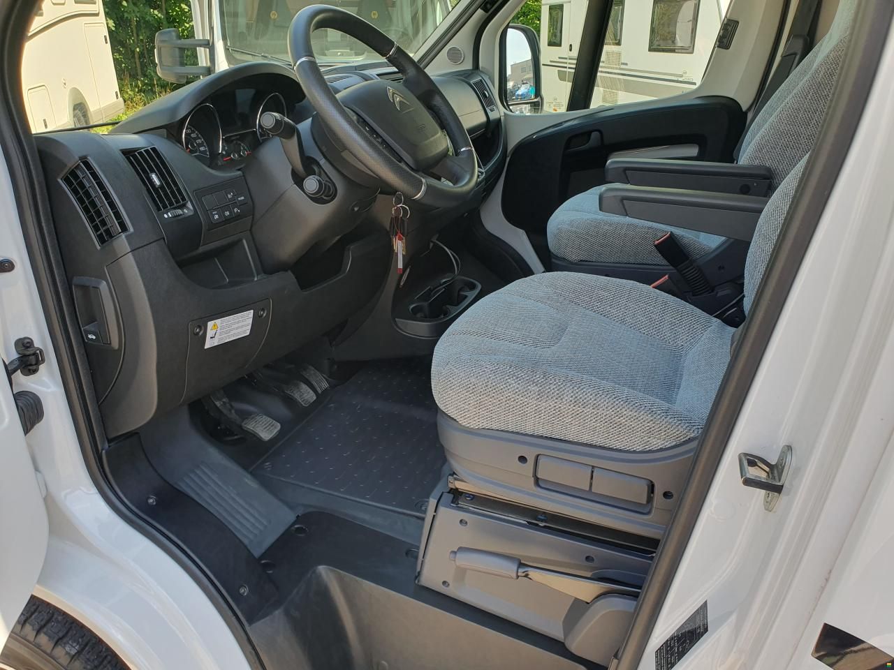 Dethleffs Just 90 T 7052 EB