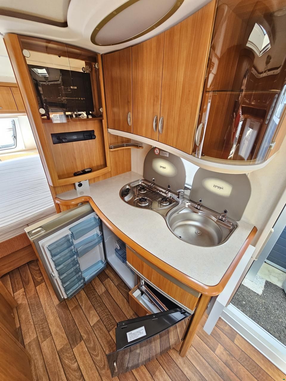 Hobby Excellent mit Queensbett, Klima, Mover!