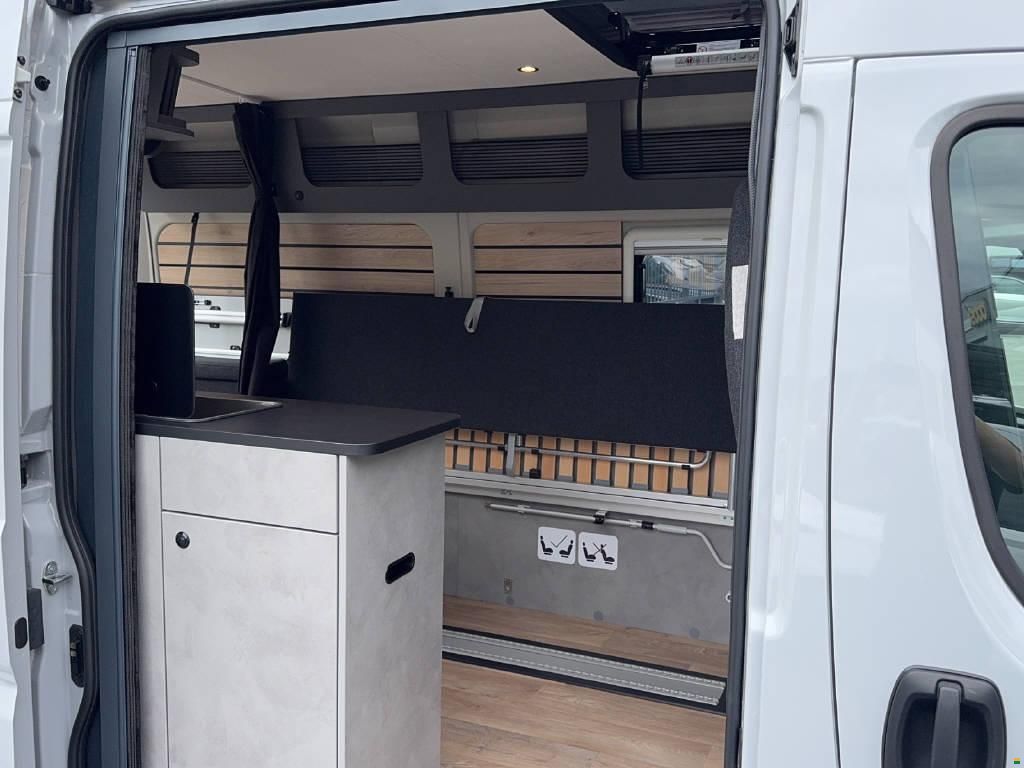 Crosscamp CV Flex 541 3.5t L2H2 2.2TD140