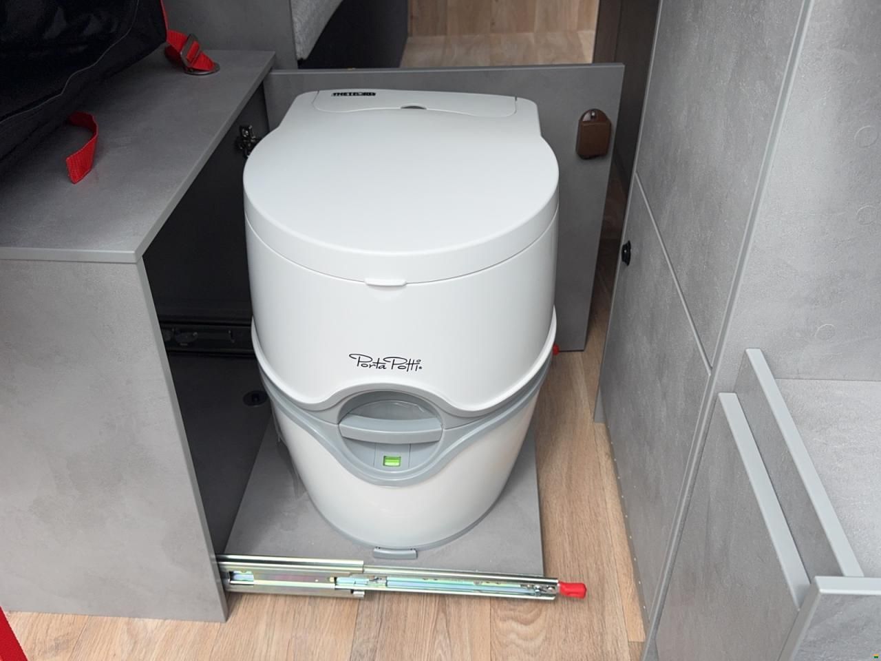 Crosscamp CV Flex 541 3.5t L2H2 2.2TD140