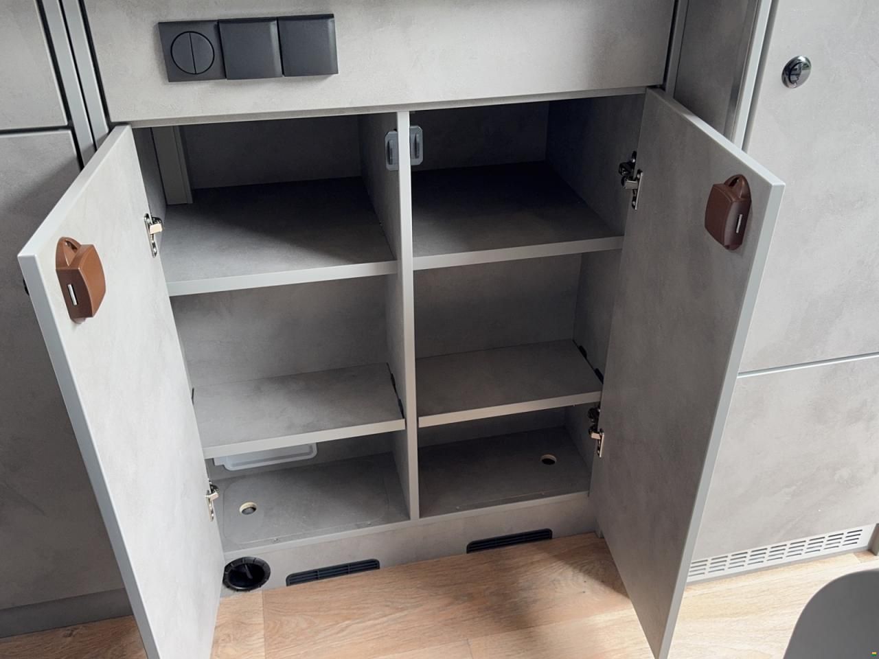 Crosscamp CV Flex 541 3.5t L2H2 2.2TD140