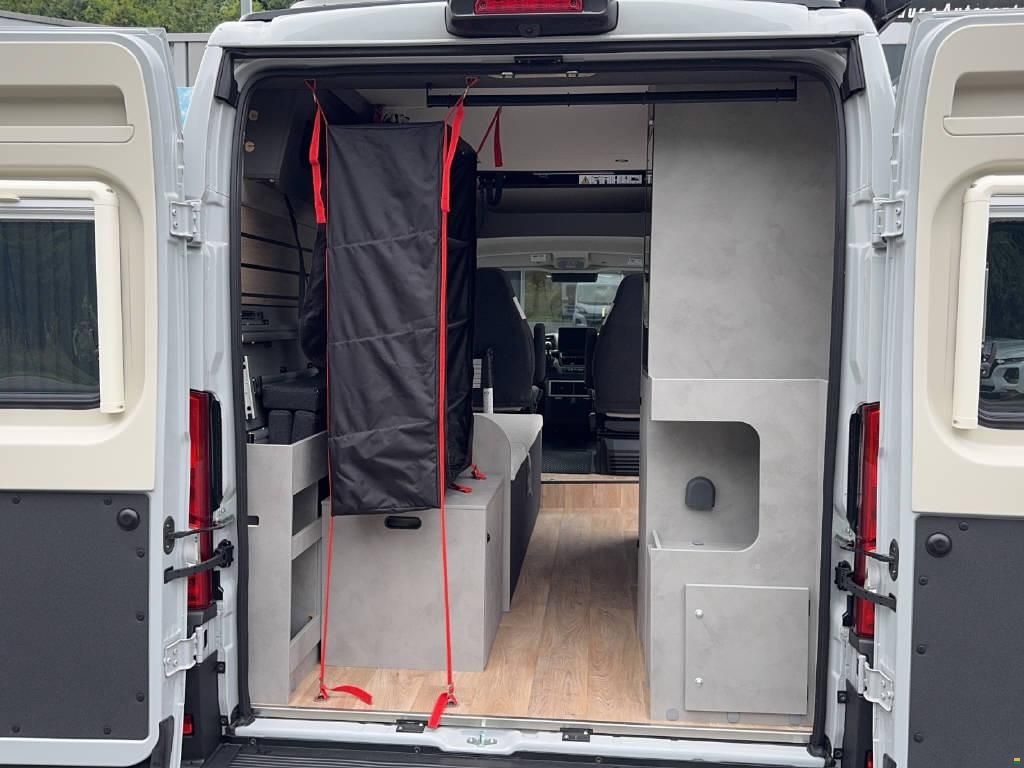 Crosscamp CV Flex 541 3.5t L2H2 2.2TD140