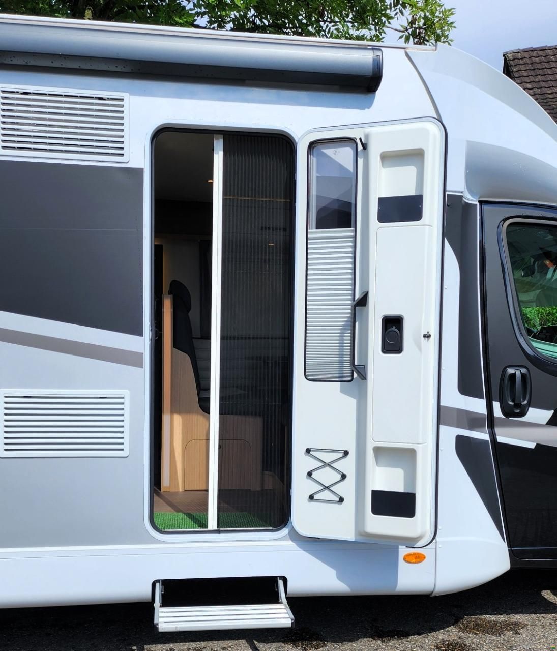 Sunlight T68 Adventure Edition