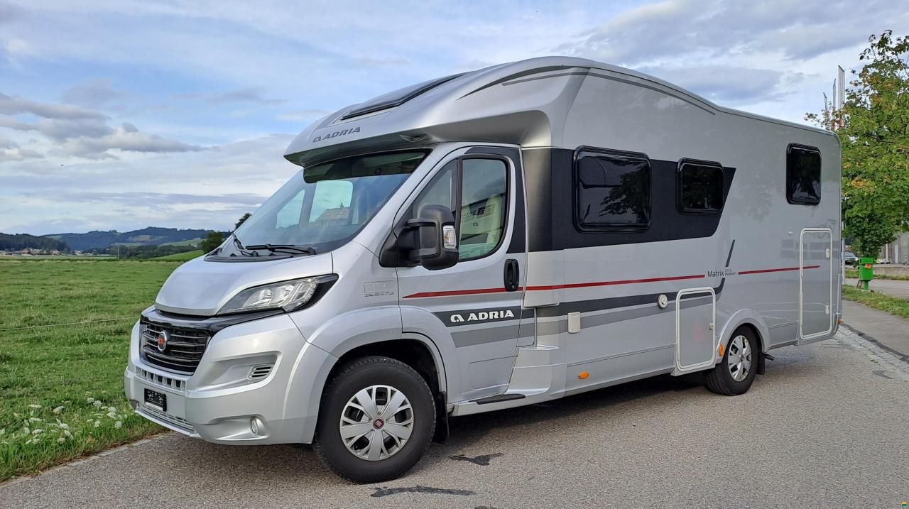 Adria Matrix Platinum M 670 SL