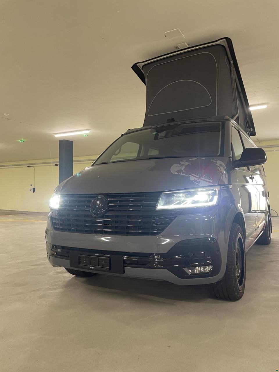 Volkswagen T6.1 California Beach