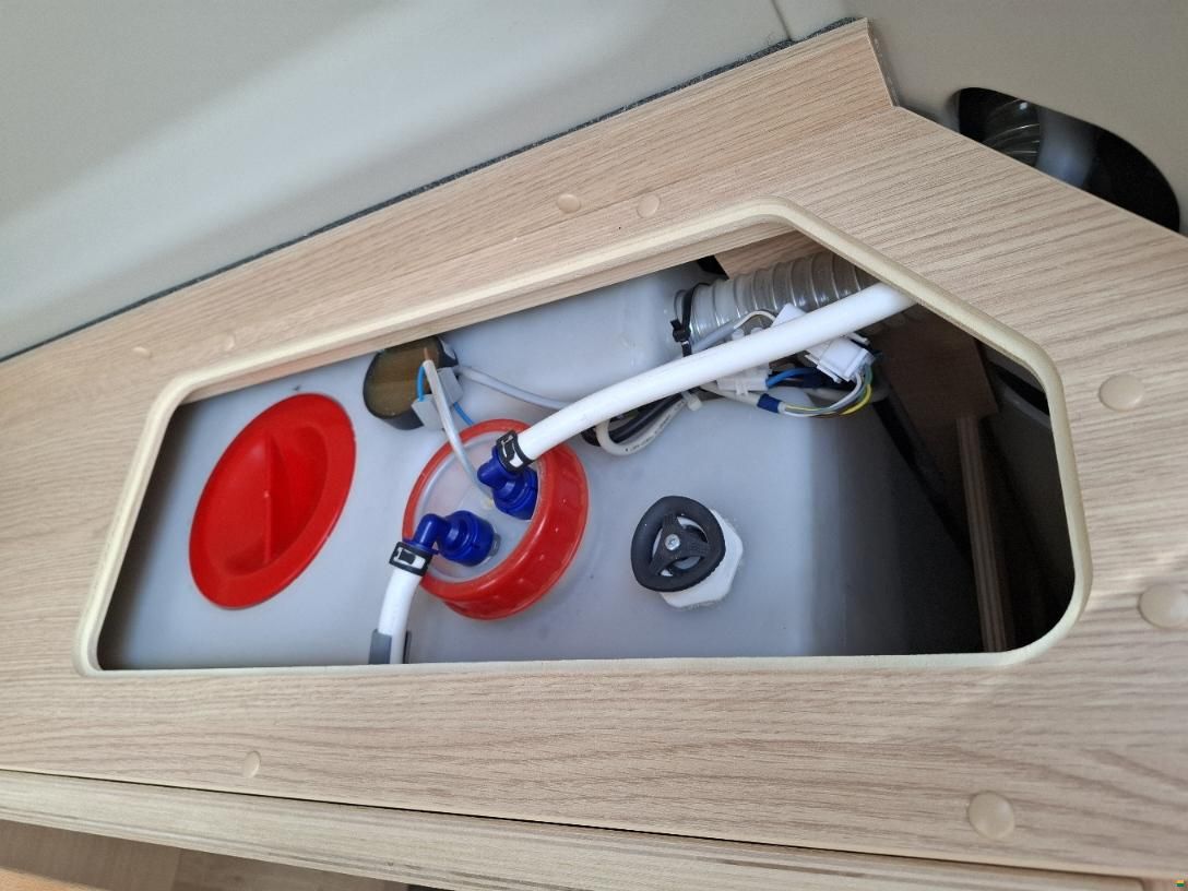 Sunlight Cliff Adventure 600