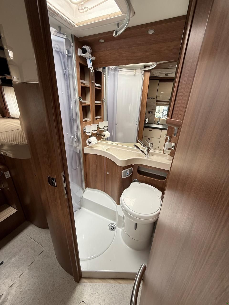 Carthago C-TOURER I 143 LE