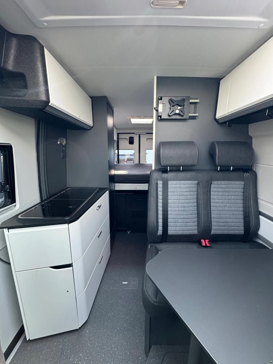 Adria Twin Supreme 640 SGX