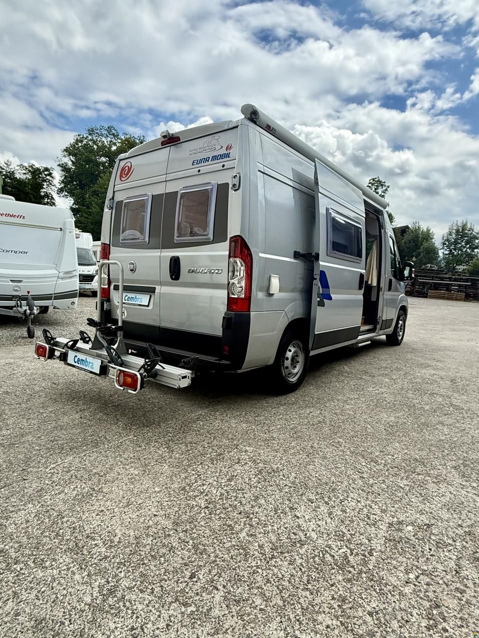 Eura Mobil Quixtra - Travelvan