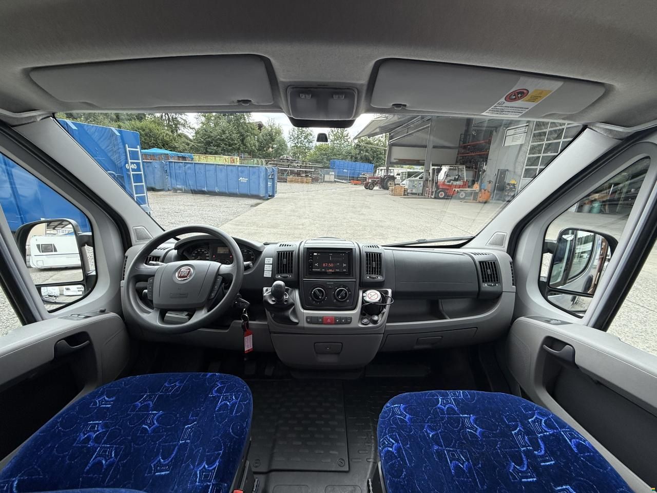 Eura Mobil Quixtra - Travelvan