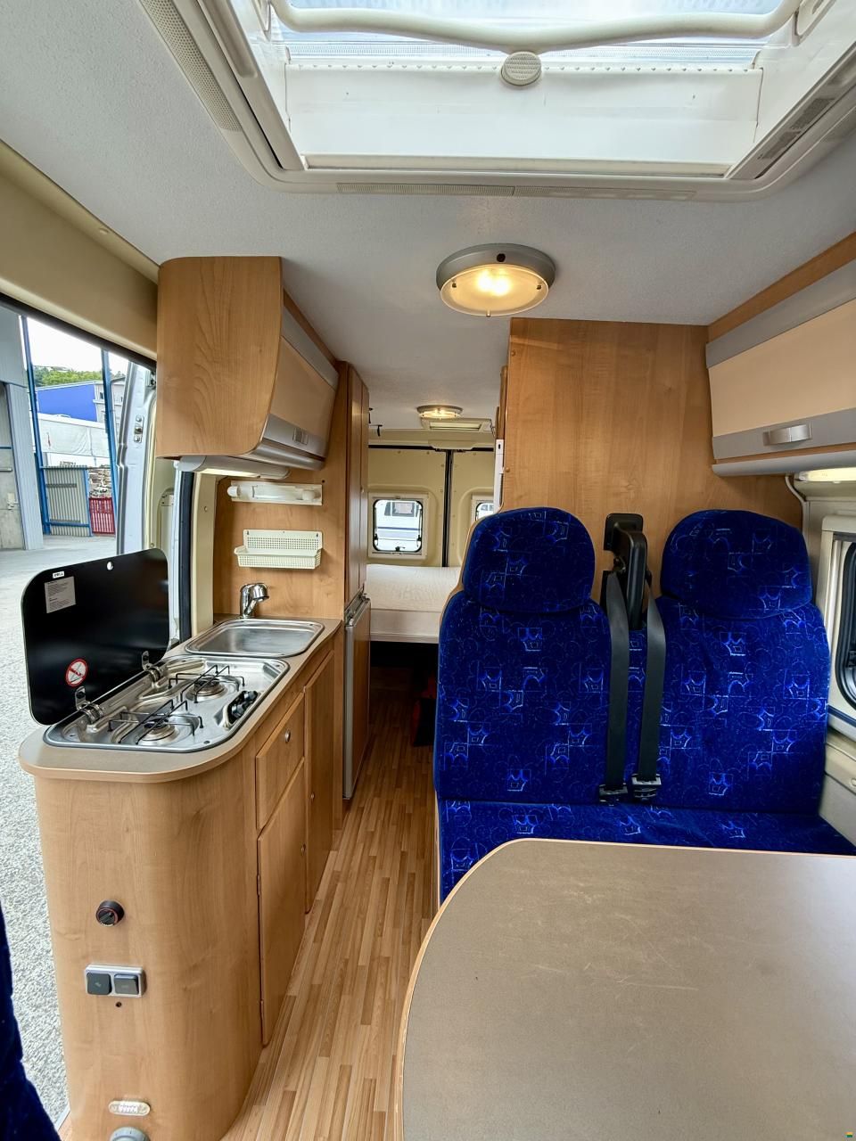 Eura Mobil Quixtra - Travelvan