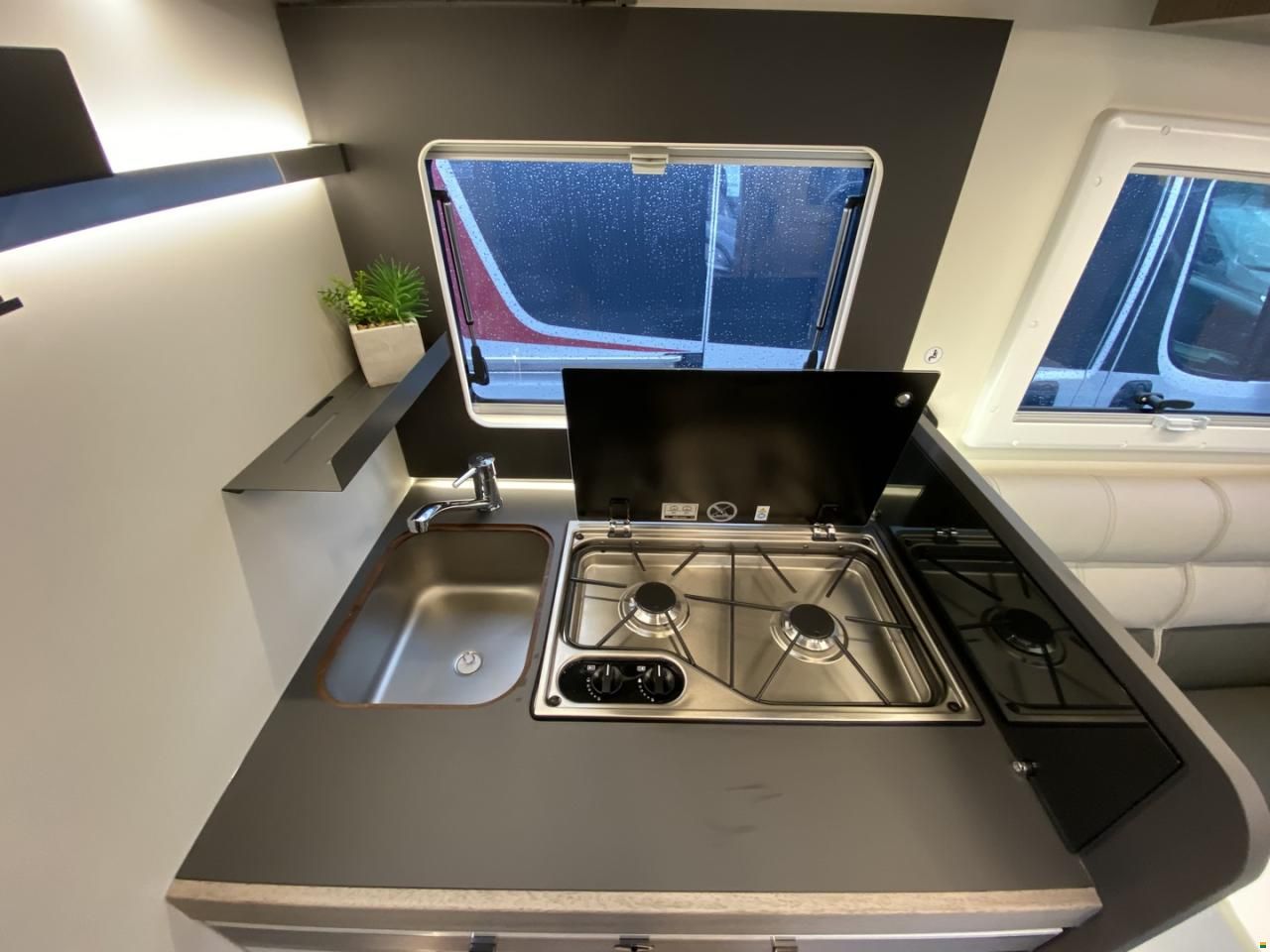 Roller Team Zefiro 267 TL, Ford 2.0TDCi 165PS Autom.