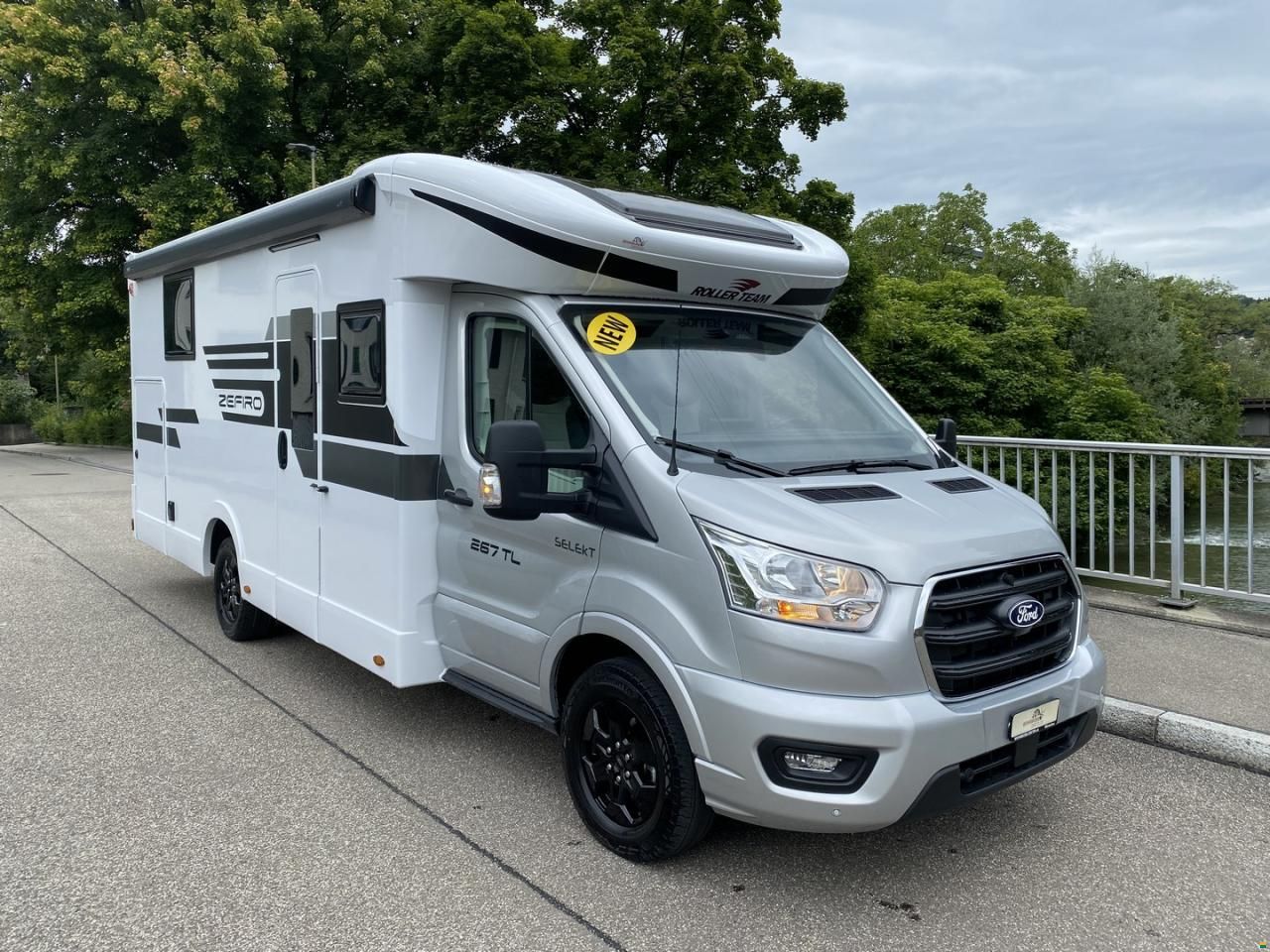 Roller Team Zefiro 267 TL, Ford 2.0TDCi 165PS Autom.