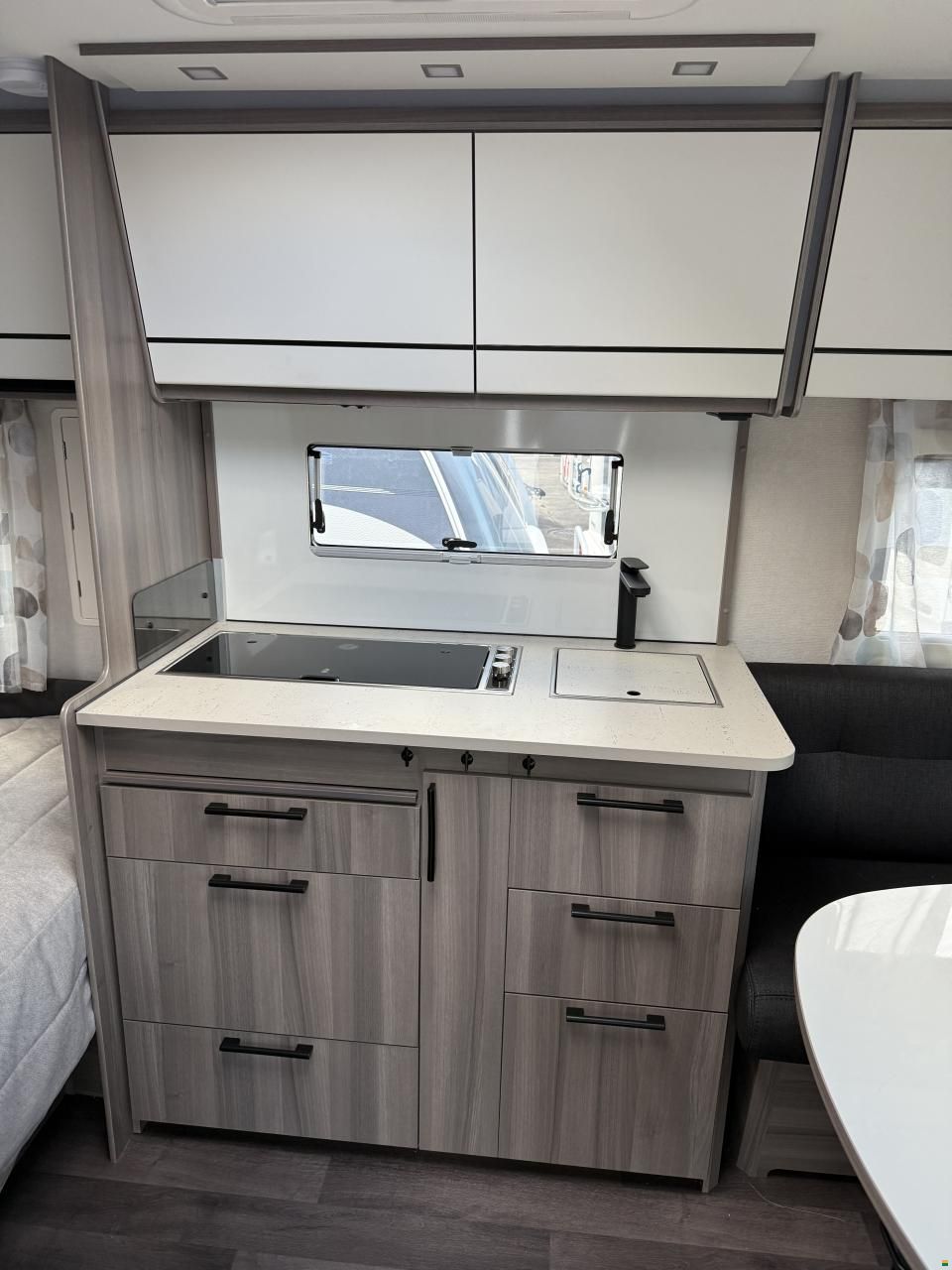 Kabe Estate 660 DGDL