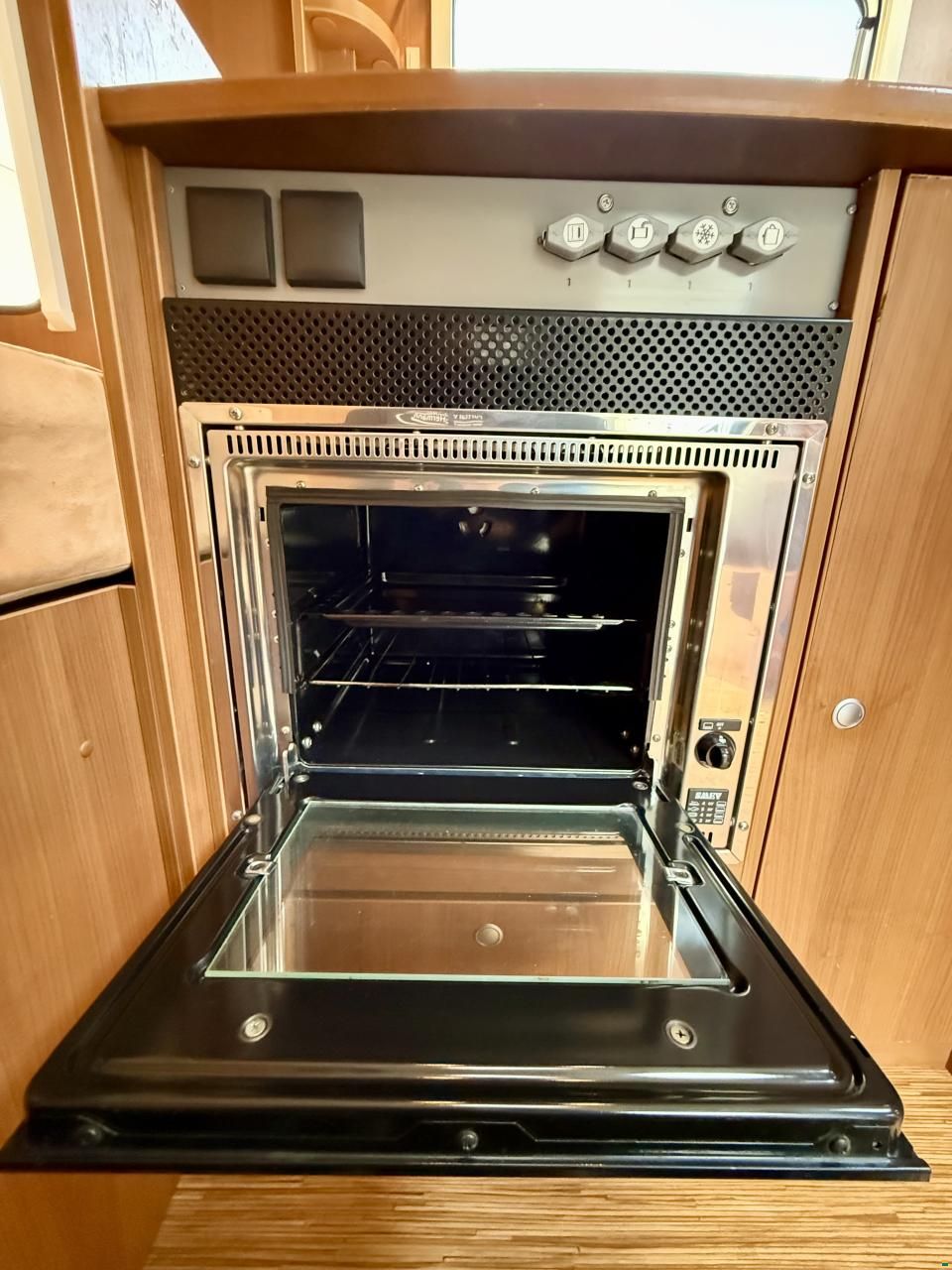 Carado Capron T348 - 2 People - Solar