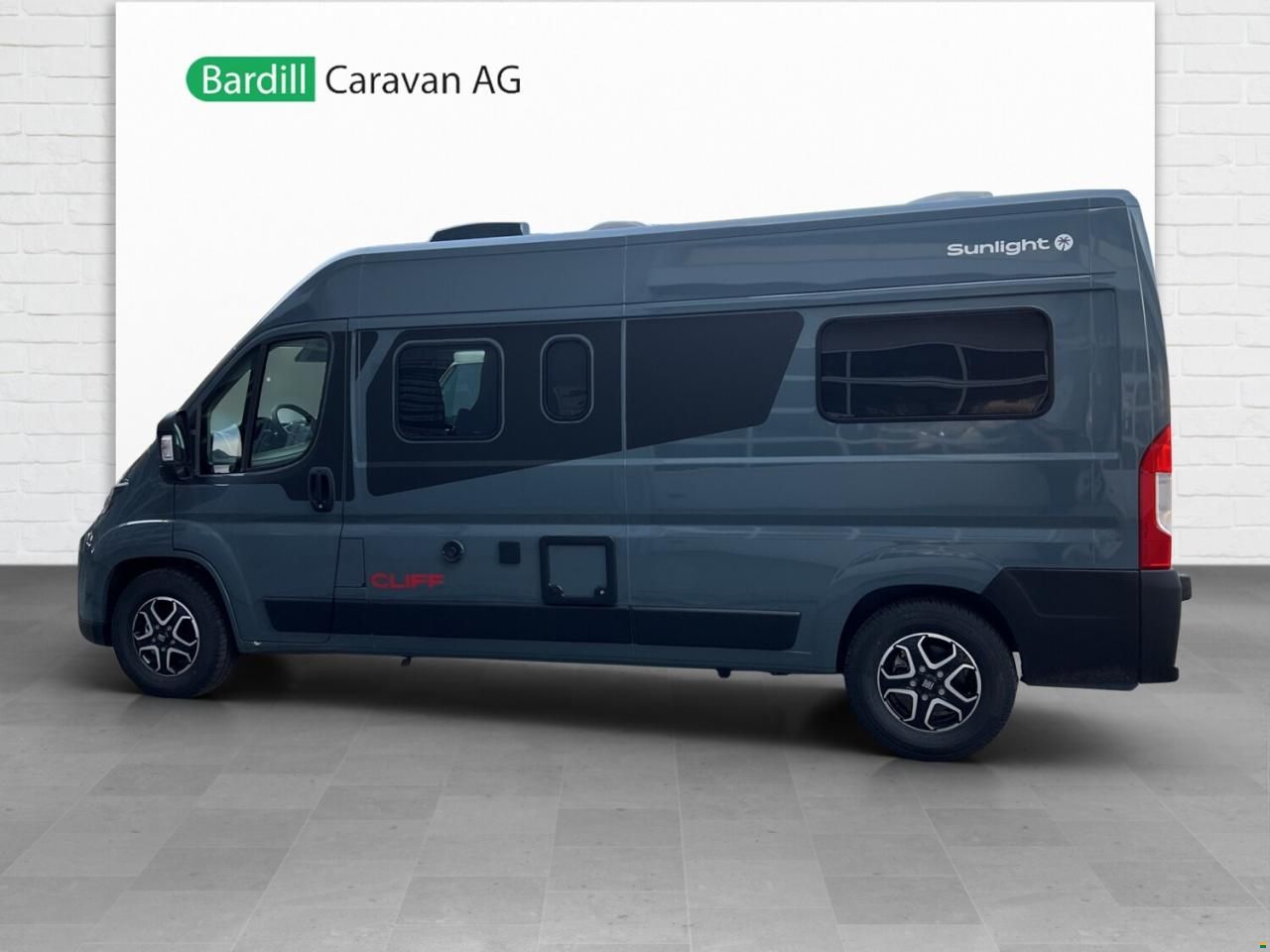 Sunlight Adventure Cliff 602