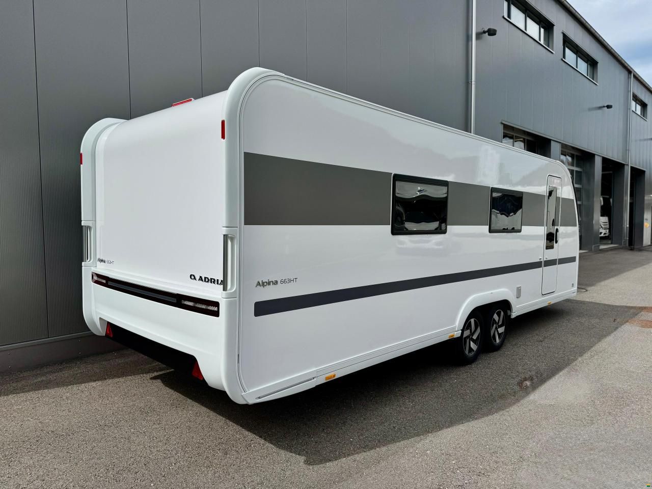 Adria Alpina 663 HT