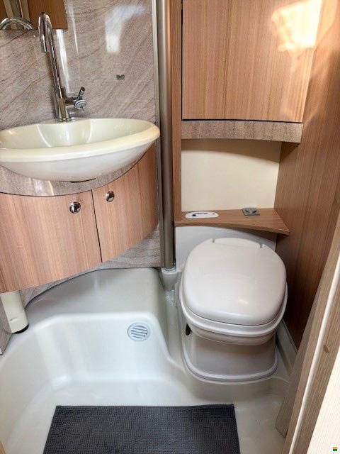 Bürstner Nexxo T687