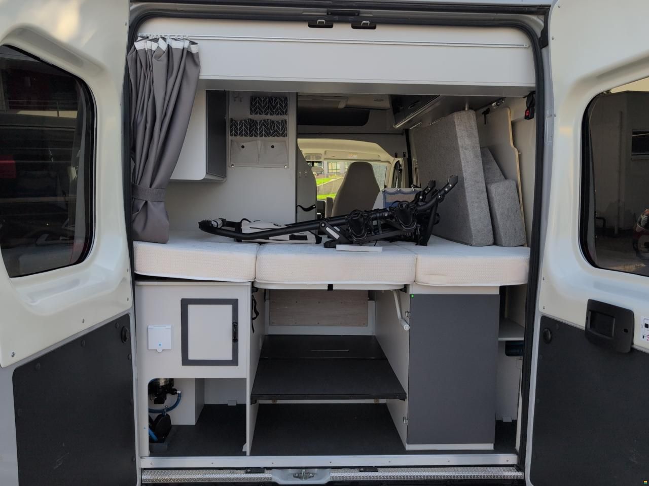 Font Vendôme Rando Van