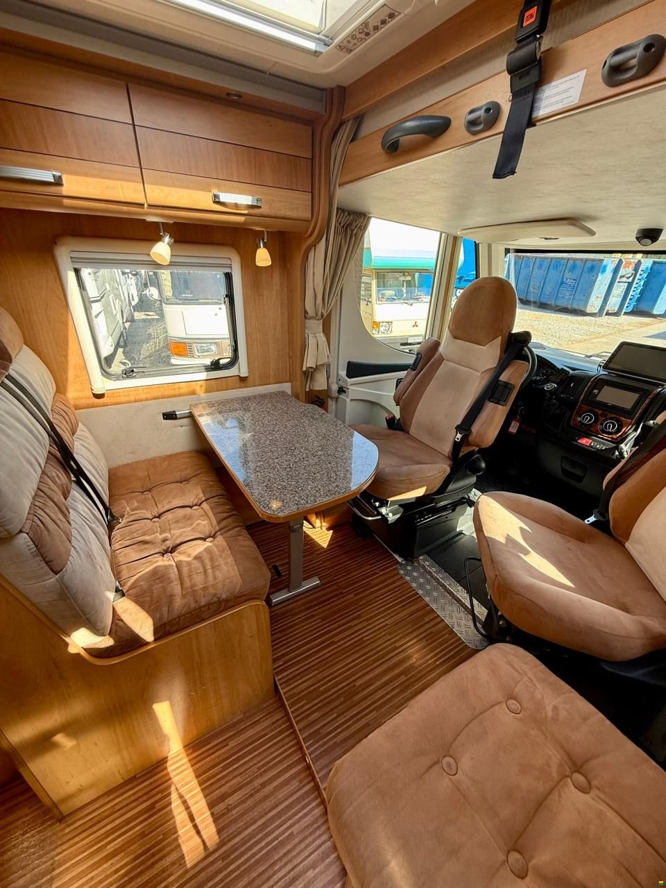 Dethleffs Globebus - Deluxe Edition