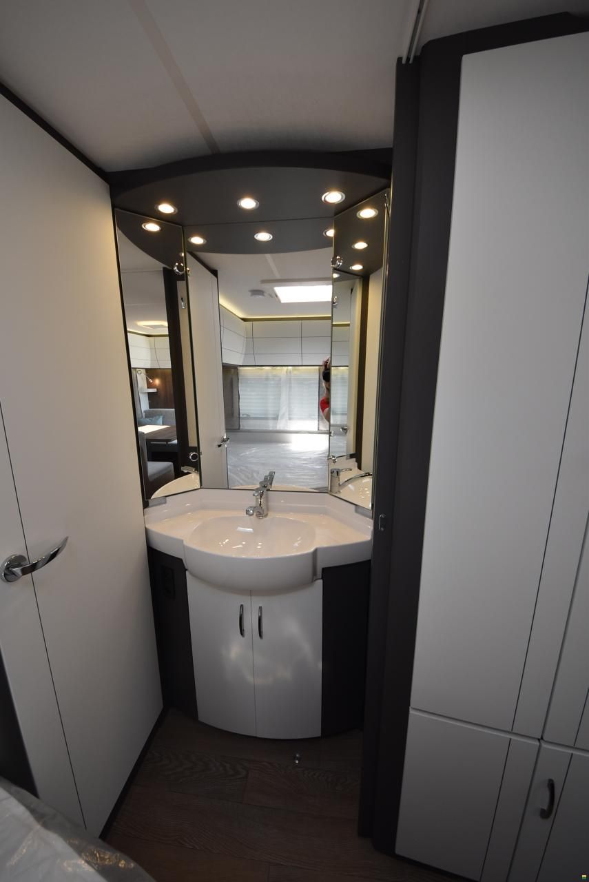 Hobby 650 KMFe Excellent Edition