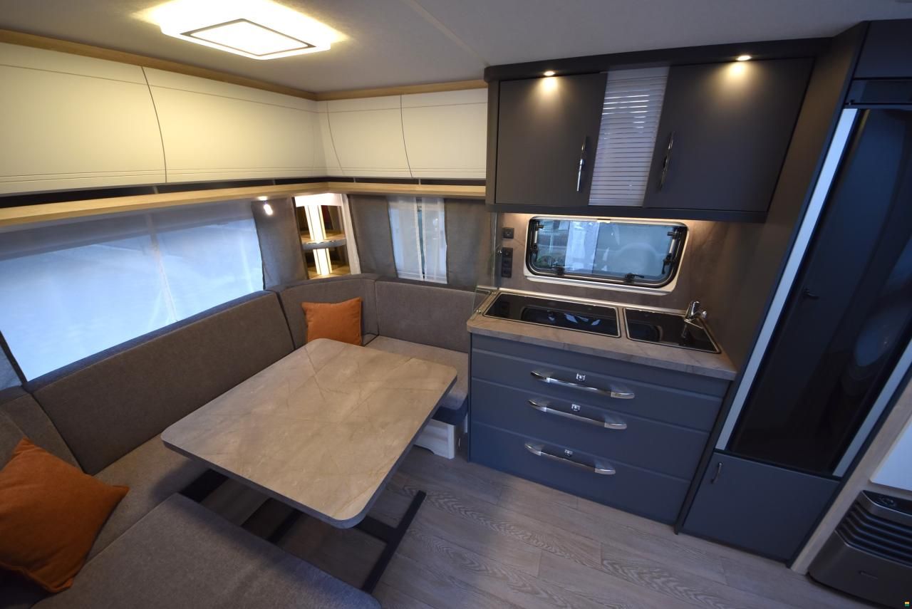 Hobby 540 UL De Luxe