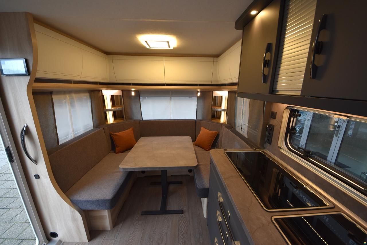 Hobby 540 UL De Luxe