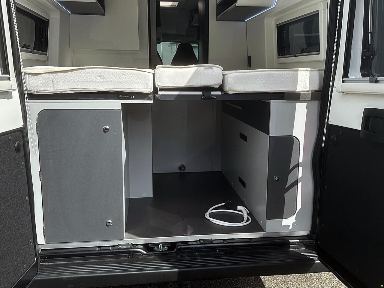 Pilote V 630 J 2.2 9G-AUTOMAT MJ