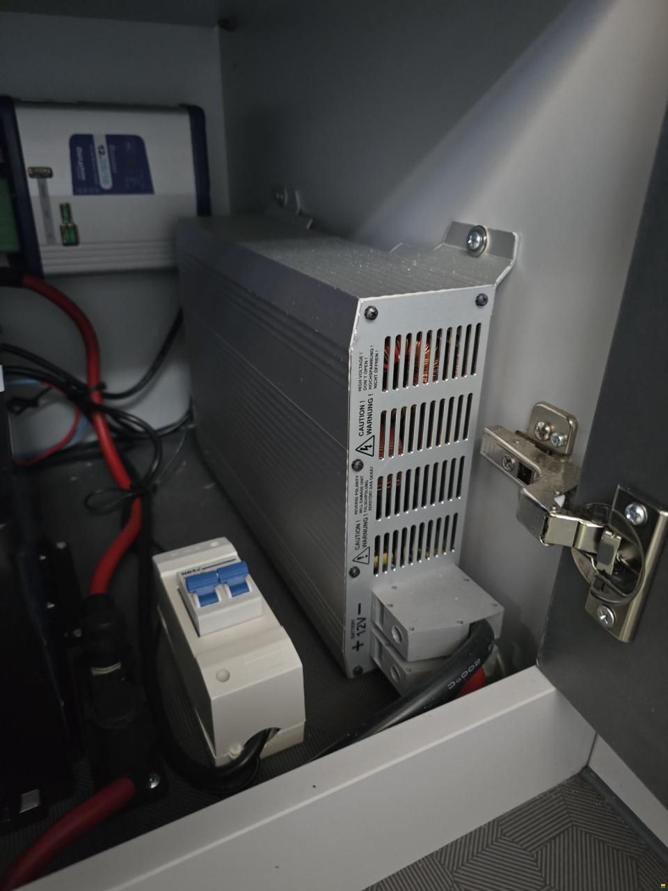 Pilote V 630 J 2.2 9G-AUTOMAT MJ