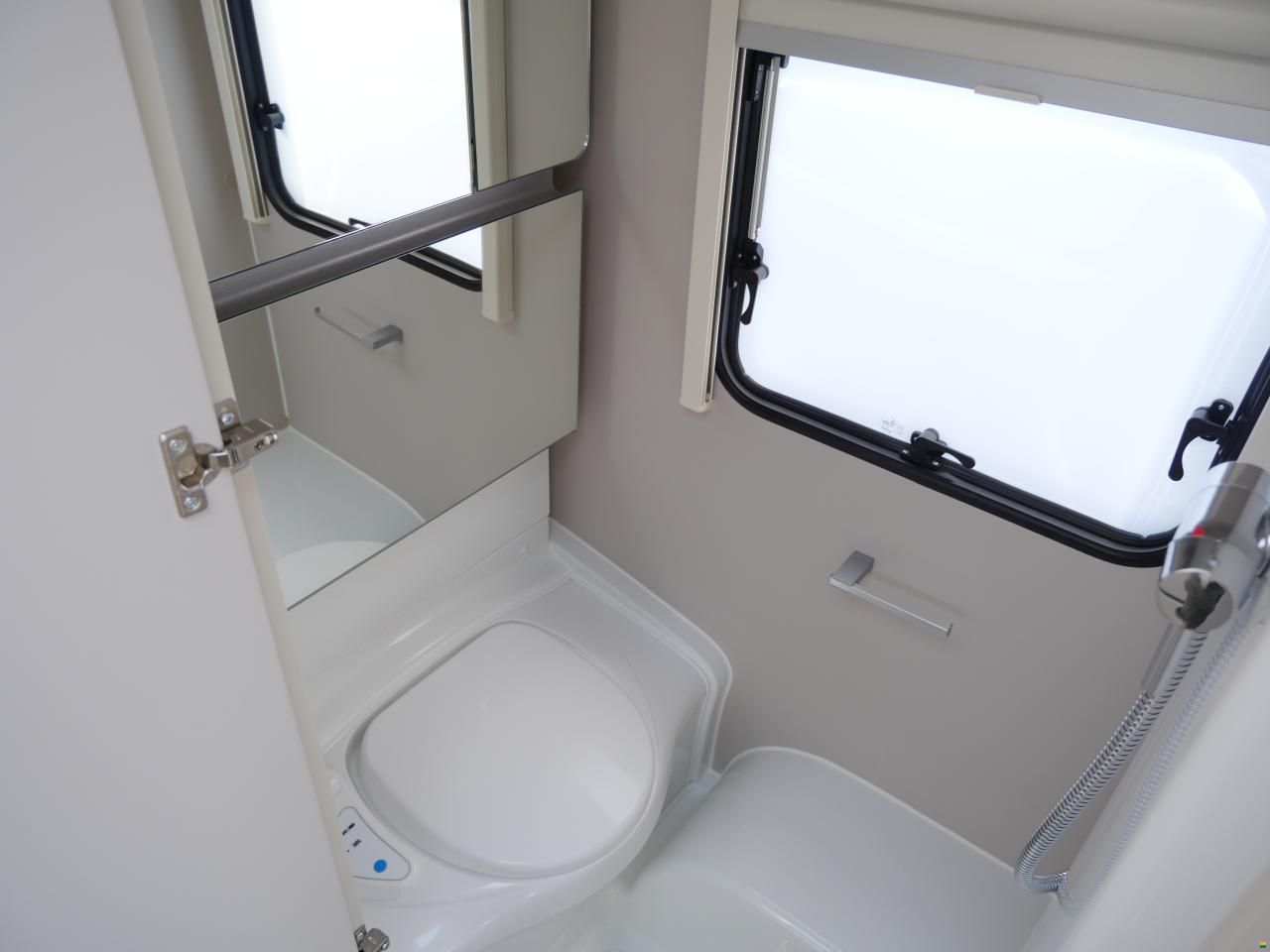 Adria Adora 542 UL - 2025