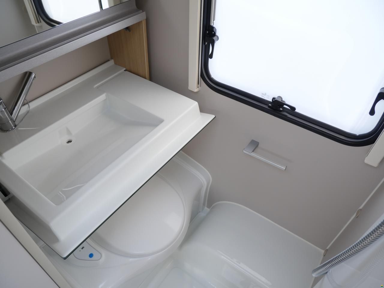 Adria Adora 542 UL - 2025